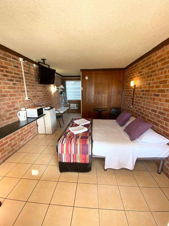 Proserpine Motor Lodge Ngoại thất bức ảnh