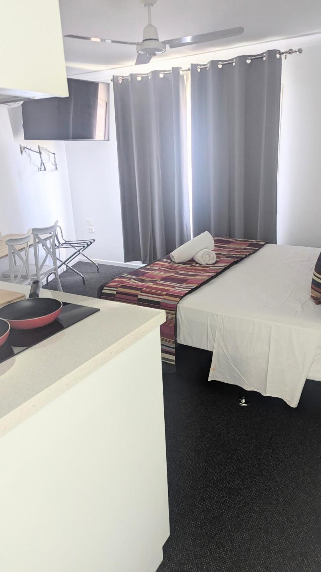 Proserpine Motor Lodge Ngoại thất bức ảnh