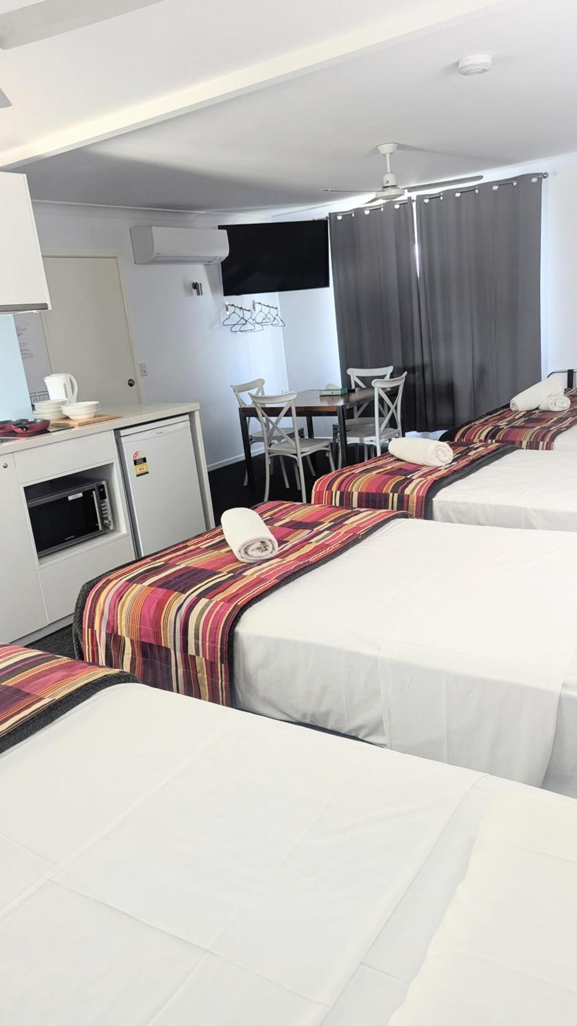 Proserpine Motor Lodge Ngoại thất bức ảnh
